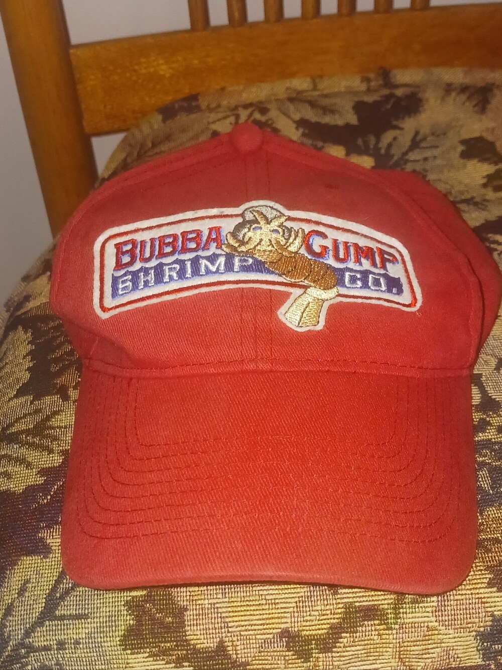 Official Paramount Pictures Bubba Gump Shrimp Co. Red Hat (2011)